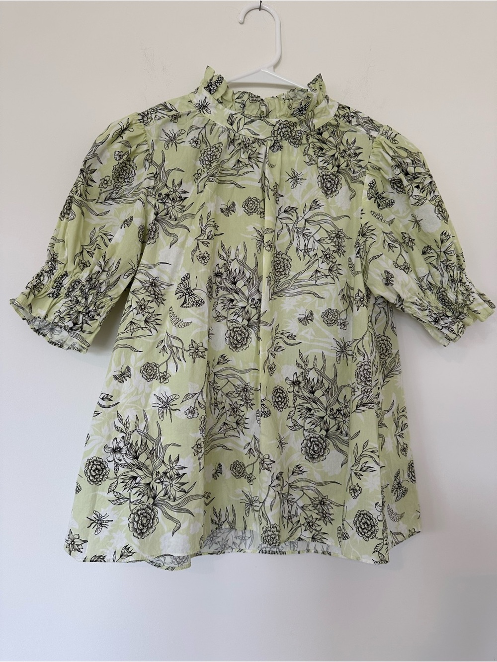 Hunter Bell Small Floral Ruffled Neck Puff-Sleeve Top - Light Green
